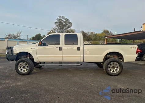 2004 Ford F350 Srw Super Duty z USA, uszkodzony, nr VIN 1FTSW31P74ED34393